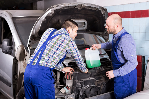 Learn About Leaks Related To Car Fluids - Find Auto Repair Shop