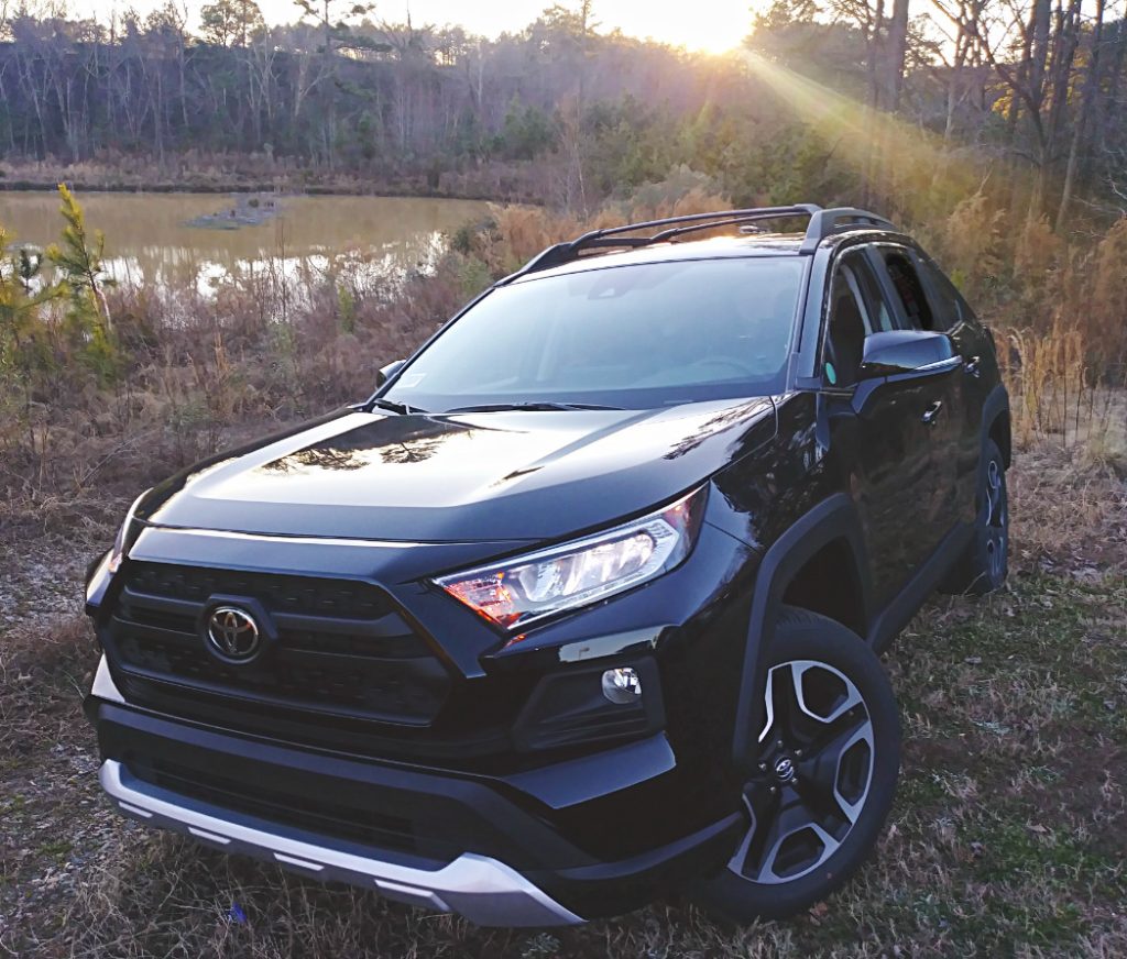 Mud, snow, sand, rock? No problem with the selectable terrain control in the Toyota RAV4 Adventure trim. 