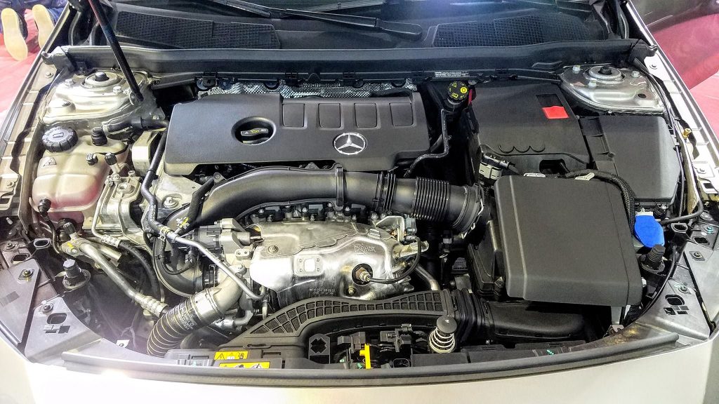 We found the 2.0-liter 4-cylinder turbocharged engine under the A220's hood to be packing plenty of power for your daily commute or weekend road trip. All 221 lb-ft of torque is on tap from just 1,250 rpm.
